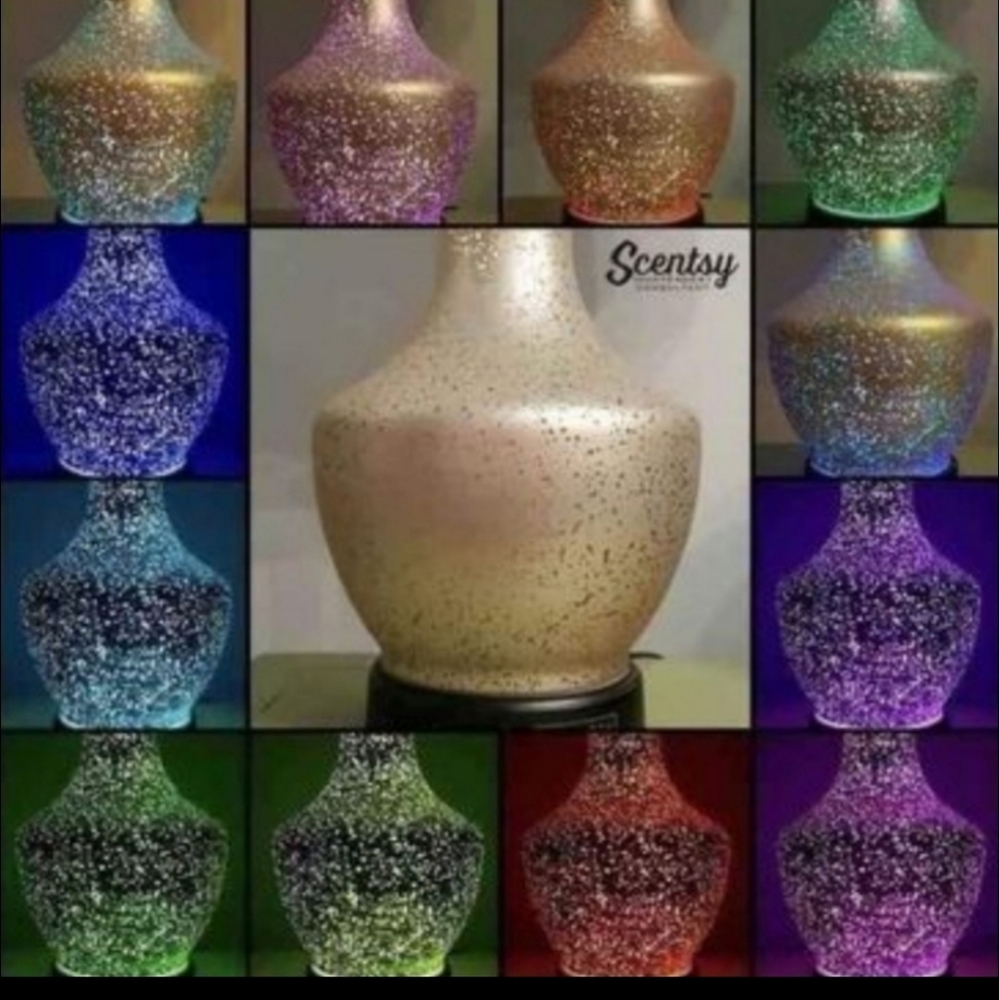 Scentsy diffuser and 3 shades